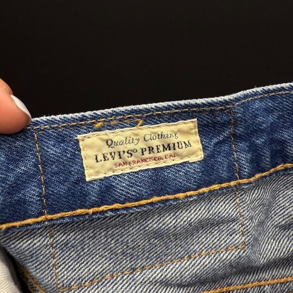 Levi's Premium 501 Shrink to Fit Jeans - Picture 4 of 5